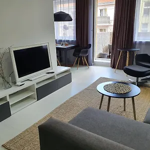 https://whitebeeapartament.hotelswroclaw.com
